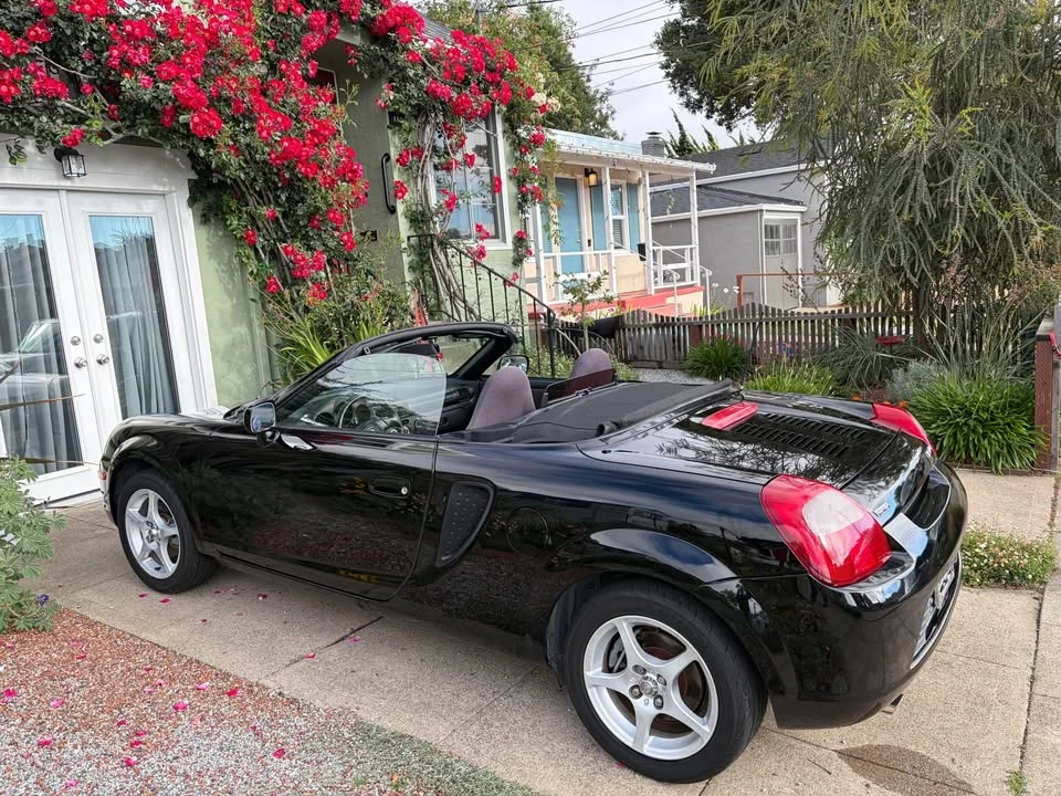 2002 Toyota MR2 Spyder/MR-S - Image 5 of 7