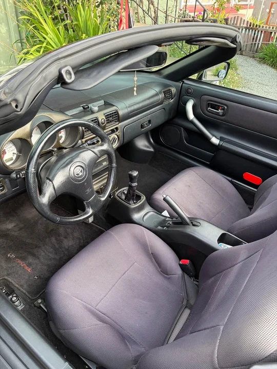 2002 Toyota MR2 Spyder/MR-S - Image 4 of 7