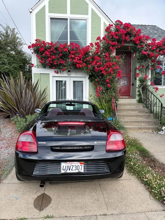 2002 Toyota MR2 Spyder/MR-S - Image 6 of 7