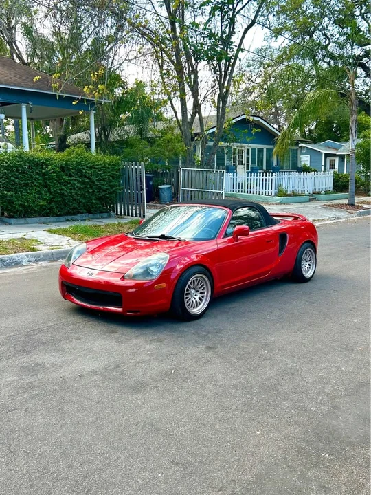2002 Toyota MR2 Spyder/MR-S - Image 18 of 19