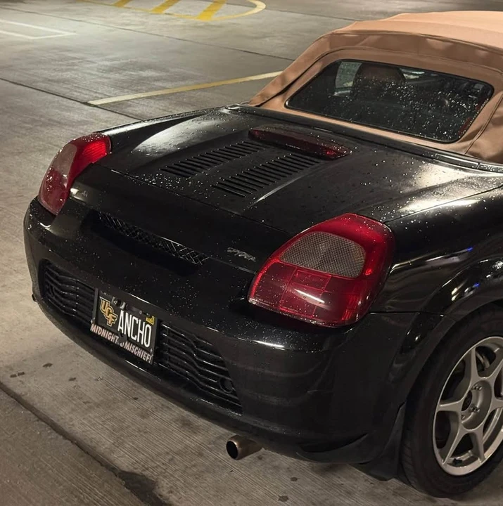 2002 Toyota MR2 Spyder/MR-S - Image 3 of 5