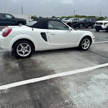 2002 Toyota MR2