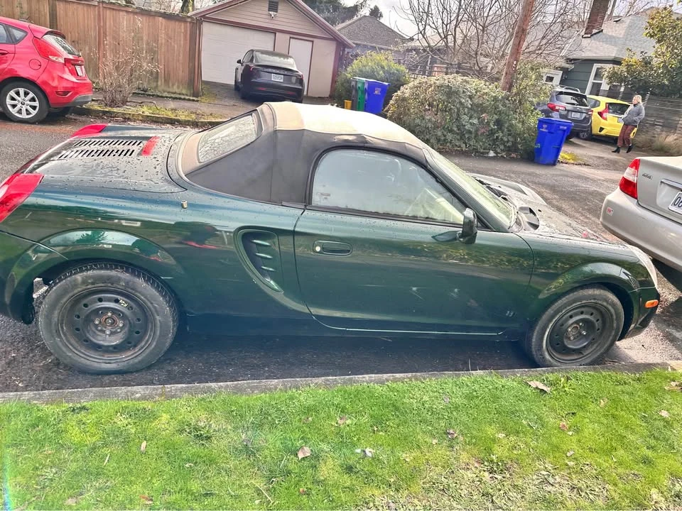 2002 Toyota MR2 Spyder/MR-S - Image 8 of 20