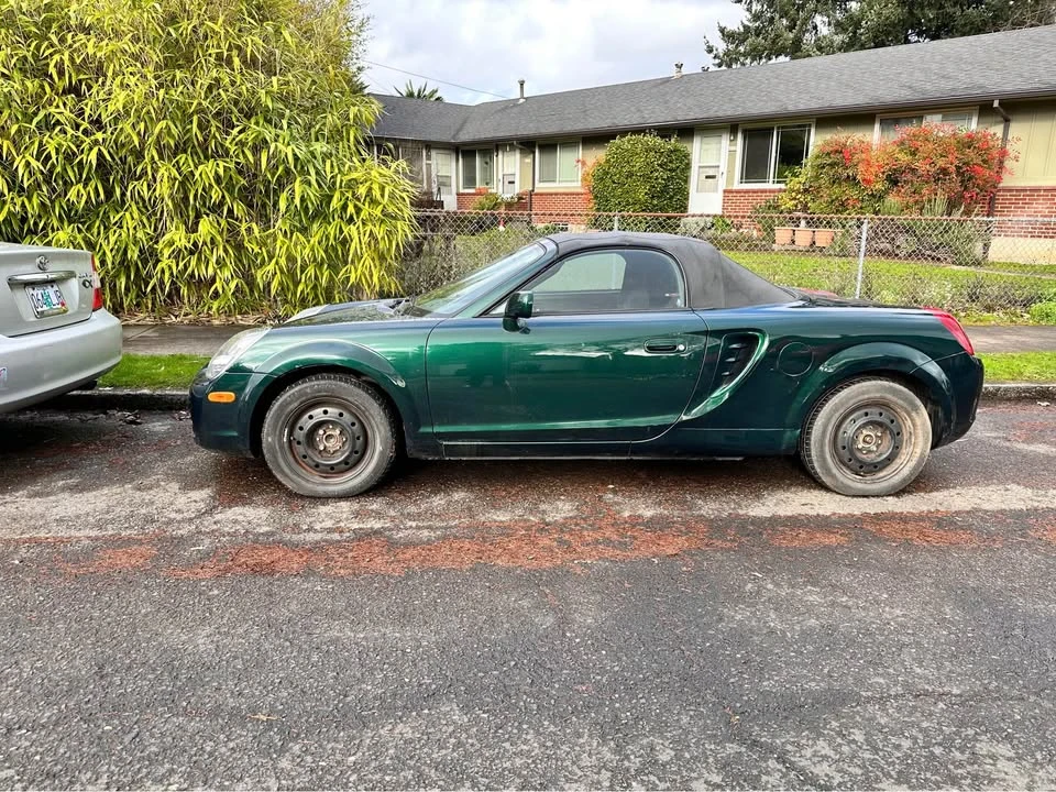 2002 Toyota MR2 Spyder/MR-S - Image 2 of 20