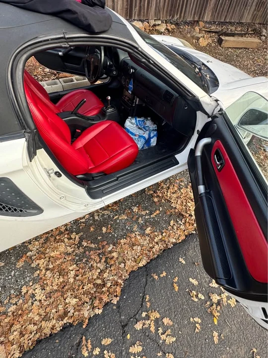 2002 Toyota MR2 Spyder/MR-S - Image 4 of 8