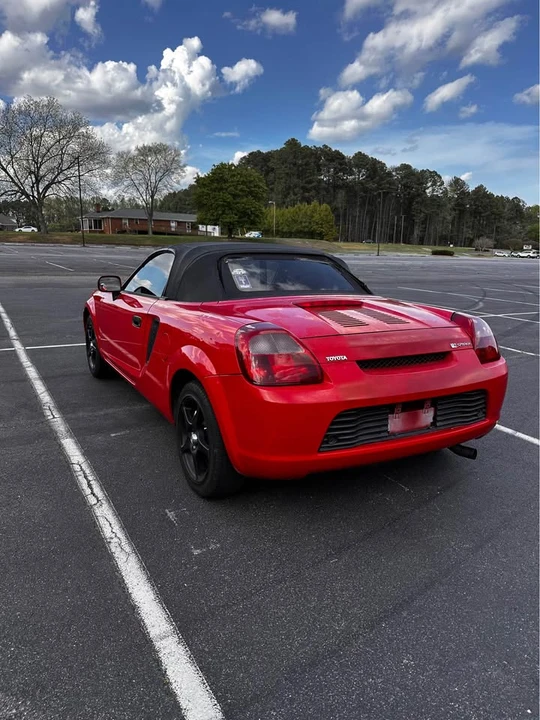 2002 Toyota MR2 Spyder/MR-S - Image 2 of 9