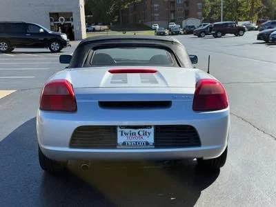 2002 Toyota MR2 Spyder/MR-S - Image 4 of 12