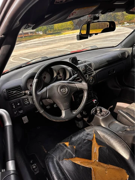 2002 Toyota MR2 Spyder/MR-S - Image 8 of 9