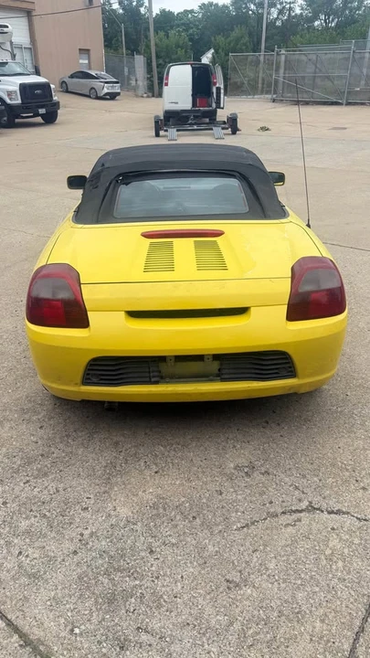 2002 Toyota MR2 Spyder/MR-S - Image 3 of 15