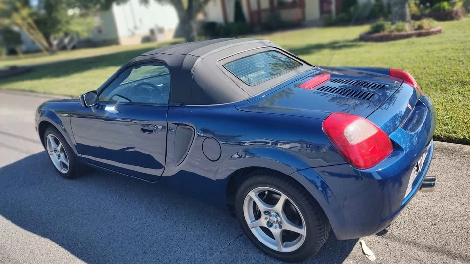 2002 Toyota MR2 Spyder/MR-S - Image 6 of 10