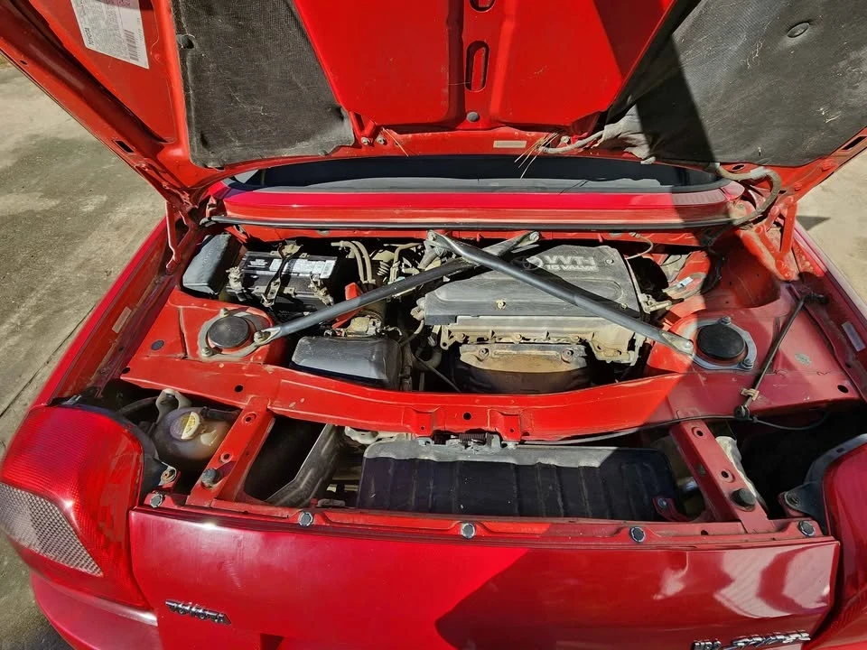 2002 Toyota MR2 Spyder/MR-S - Image 9 of 10