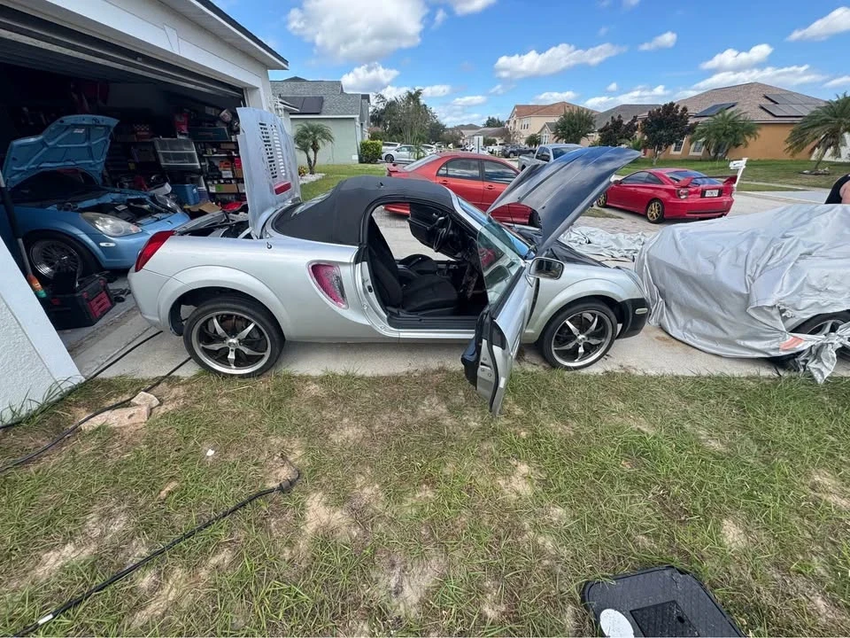 2002 Toyota MR2 Spyder/MR-S - Image 3 of 13