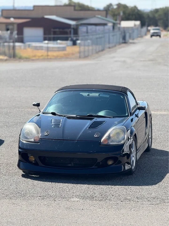 2002 Toyota MR2 Spyder/MR-S - Image 7 of 8
