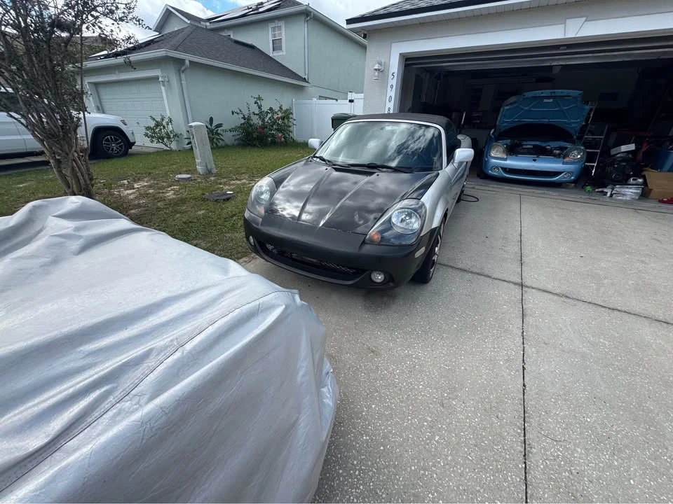 2002 Toyota MR2 Spyder/MR-S - Image 9 of 13