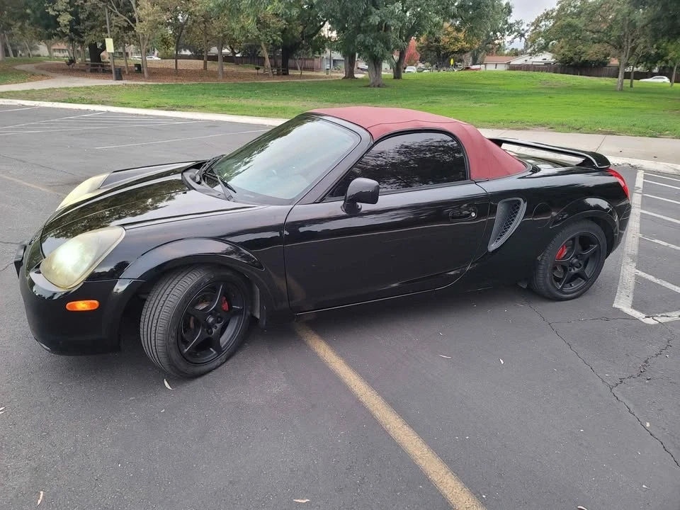 2002 Toyota MR2 Spyder/MR-S - Image 8 of 15