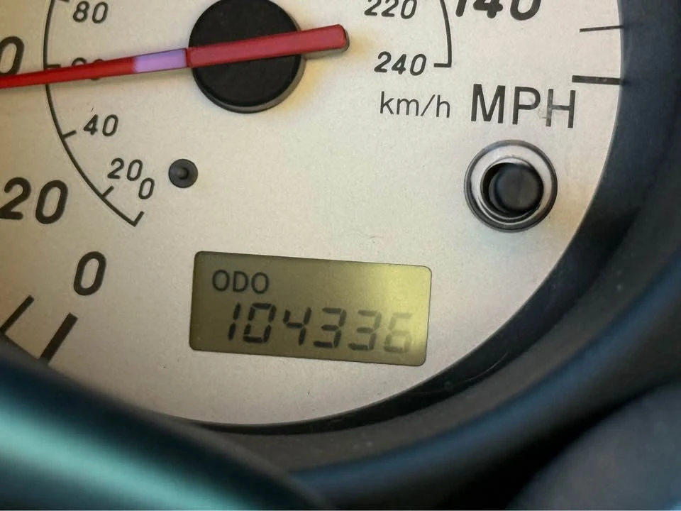 2002 Toyota MR2 Spyder/MR-S - Image 4 of 14