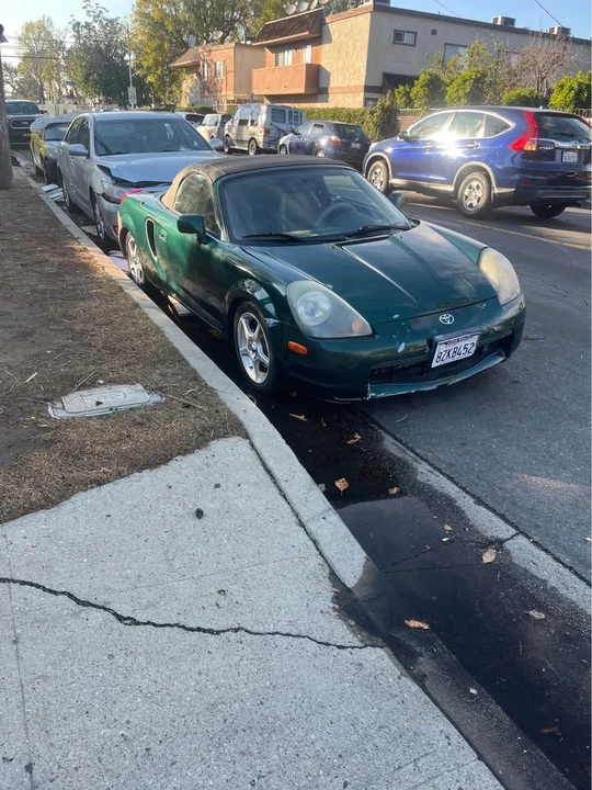 2002 Toyota MR2 Spyder/MR-S - Image 2 of 7
