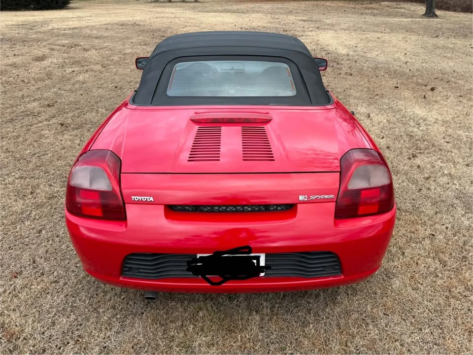 2002 Toyota MR2 Spyder/MR-S - Image 11 of 12