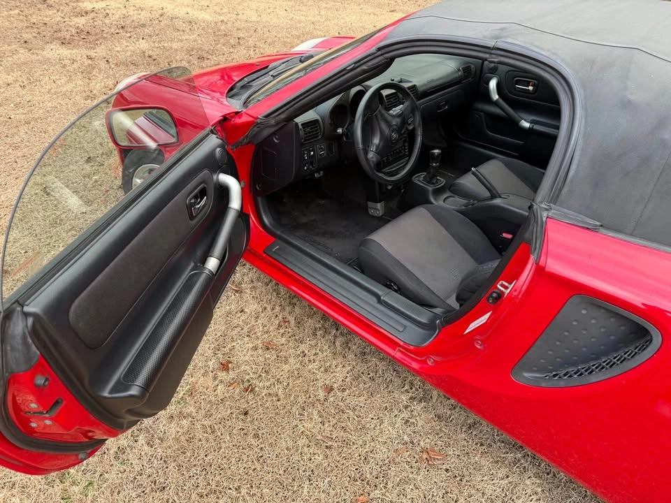 2002 Toyota MR2 Spyder/MR-S - Image 7 of 12