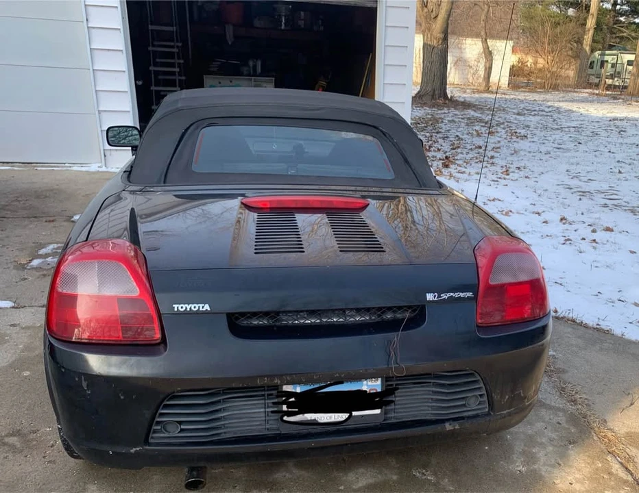 2002 Toyota MR2 Spyder/MR-S - Image 3 of 7