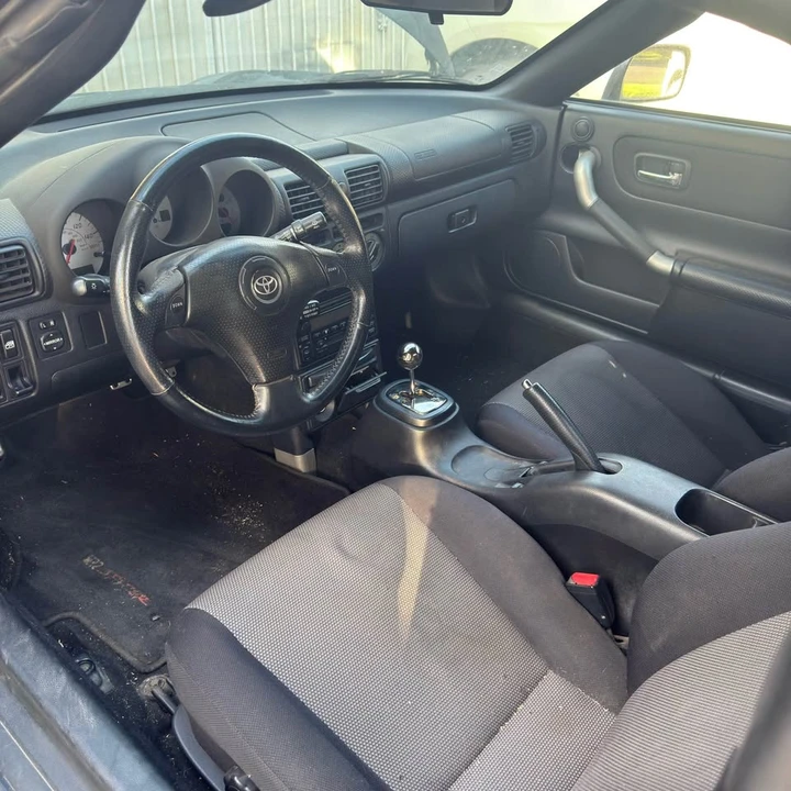 2002 Toyota MR2 Spyder/MR-S - Image 7 of 8