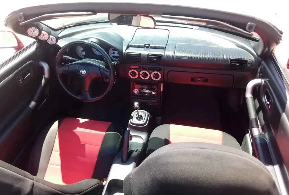 2002 Toyota MR2 Spyder/MR-S - Image 4 of 4