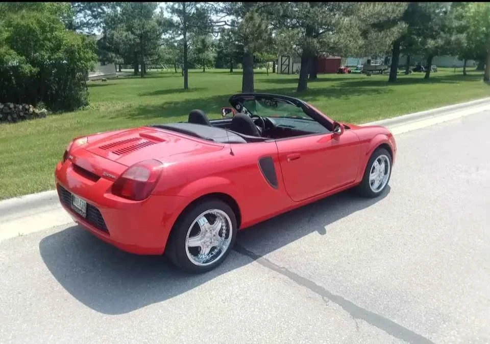 2002 Toyota MR2 Spyder/MR-S - Image 2 of 4