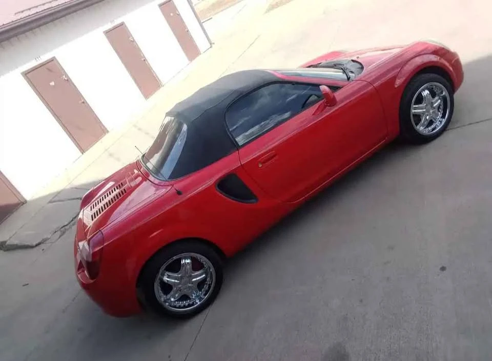 2002 Toyota MR2 Spyder/MR-S - Image 3 of 4