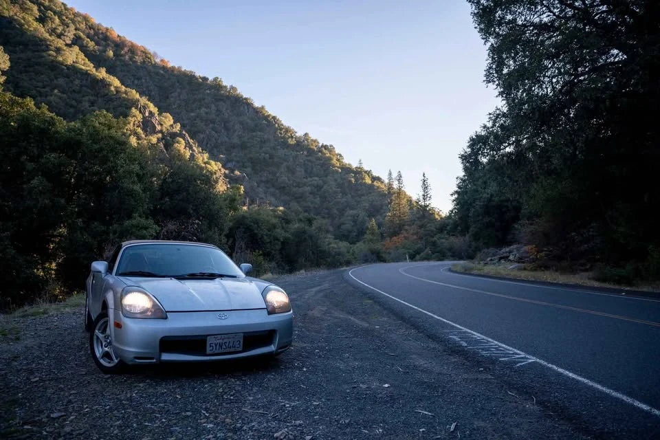 2002 Toyota MR2 Spyder/MR-S - Image 7 of 9