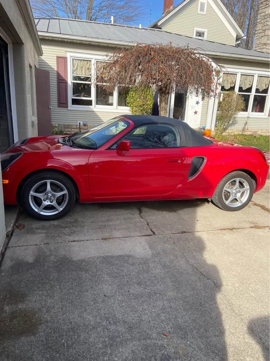 2002 Toyota MR2 Spyder/MR-S - Image 3 of 13