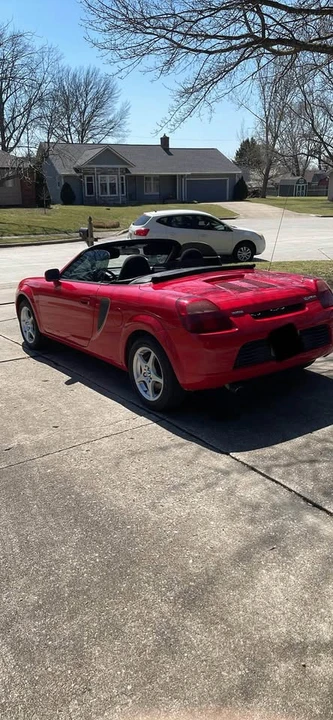 2002 Toyota MR2 Spyder/MR-S - Image 12 of 15