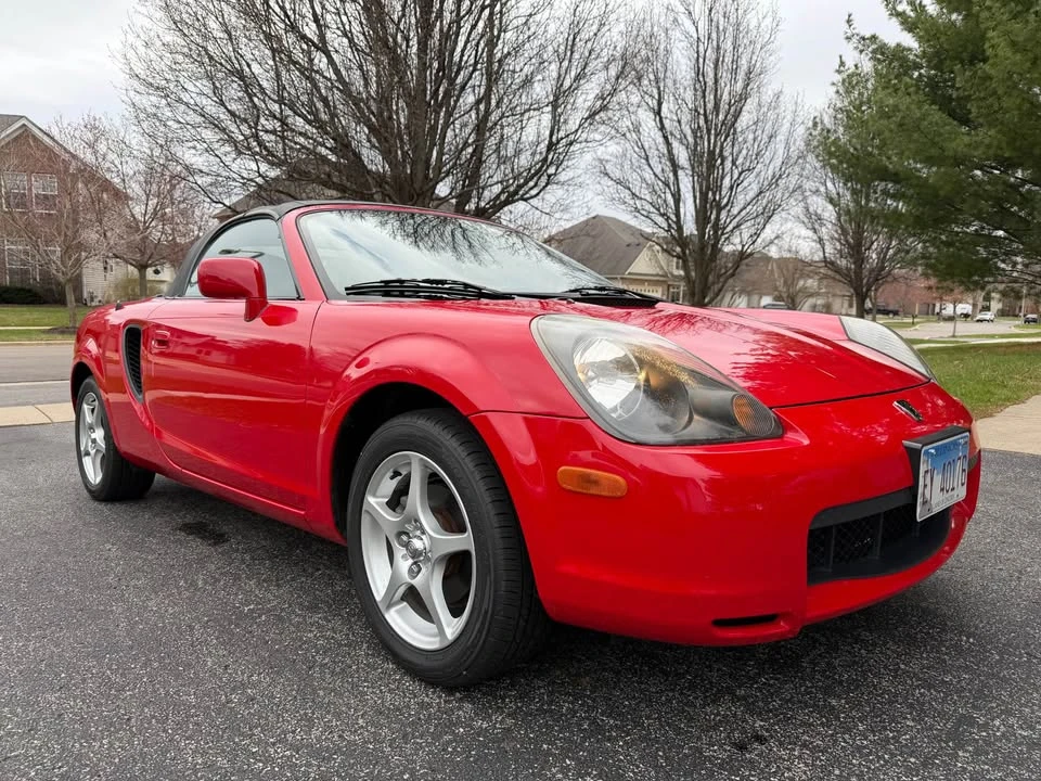 2002 Toyota MR2 Spyder/MR-S - Image 3 of 13
