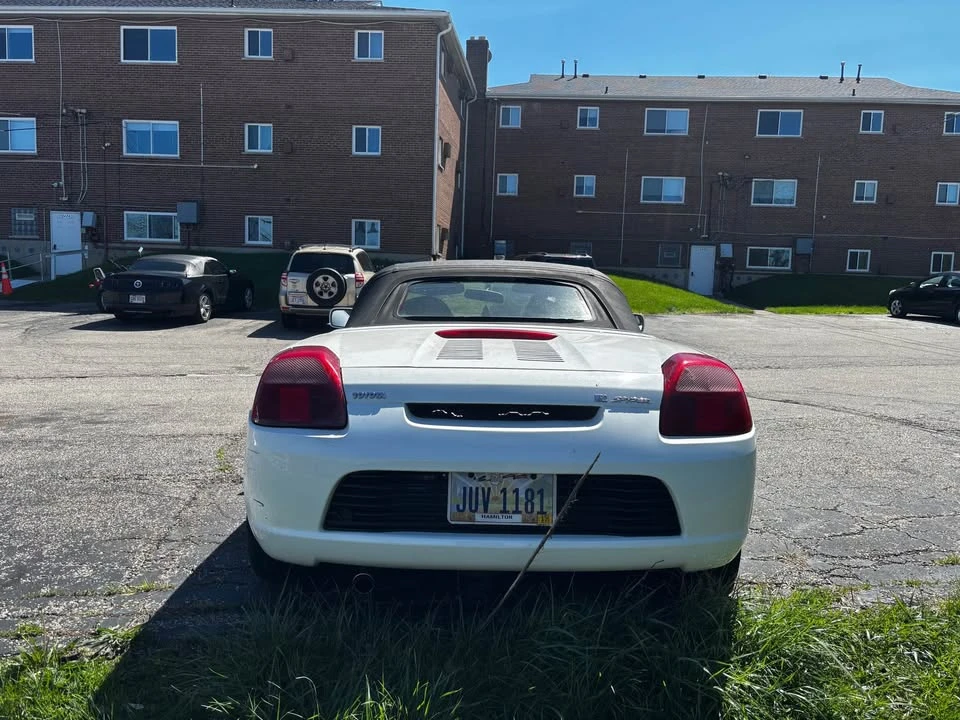2002 Toyota MR2 Spyder/MR-S - Image 4 of 6