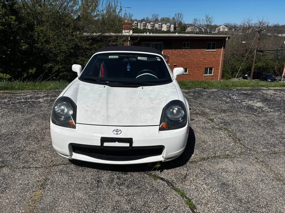 2002 Toyota MR2 Spyder/MR-S - Image 2 of 6
