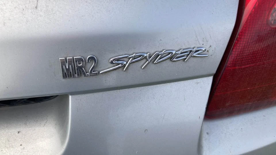 2002 Toyota MR2 Spyder/MR-S - Image 6 of 9