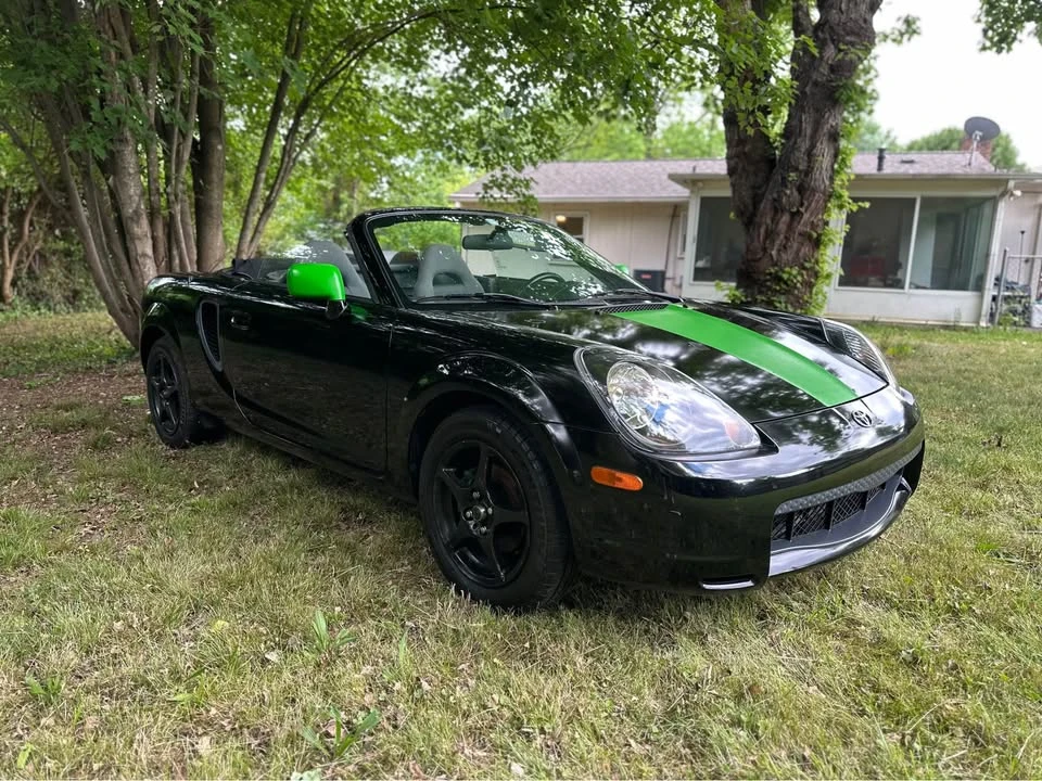 2002 Toyota MR2 Spyder/MR-S - Image 7 of 16