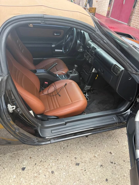 2002 Toyota MR2 Spyder/MR-S - Image 2 of 5