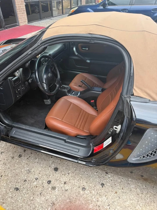 2002 Toyota MR2 Spyder/MR-S - Image 4 of 5
