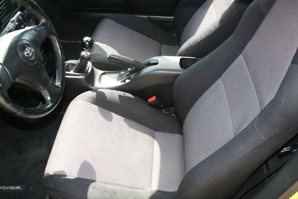 2002 Toyota MR2 Spyder/MR-S - Image 7 of 19