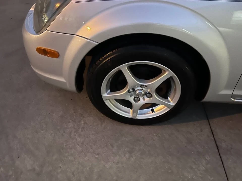 2002 Toyota MR2 Spyder/MR-S - Image 16 of 18