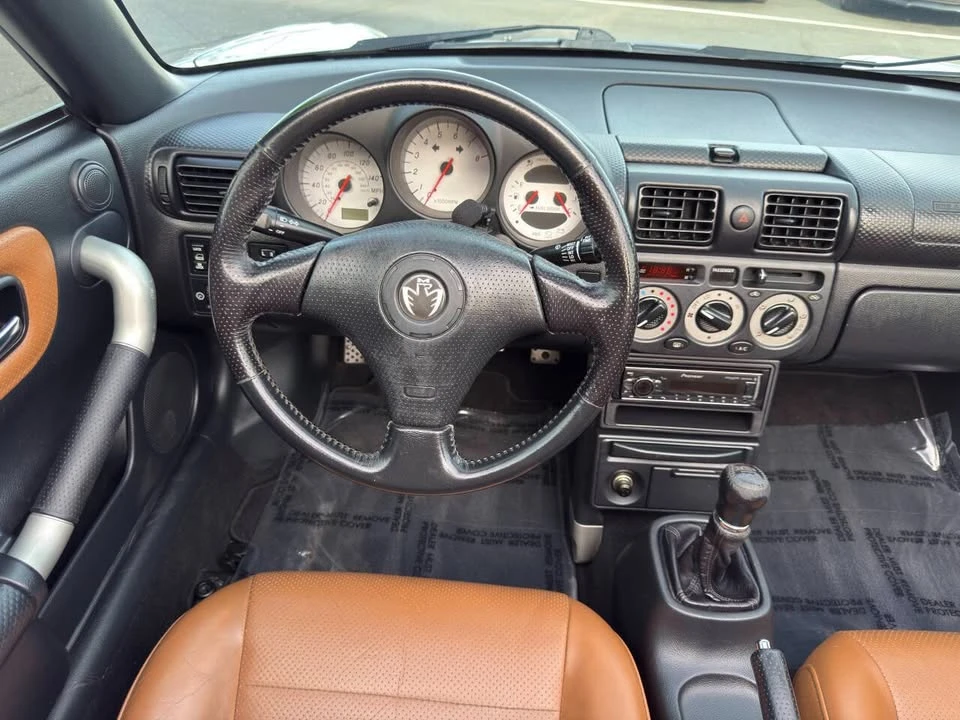 2002 Toyota MR2 Spyder/MR-S - Image 17 of 20