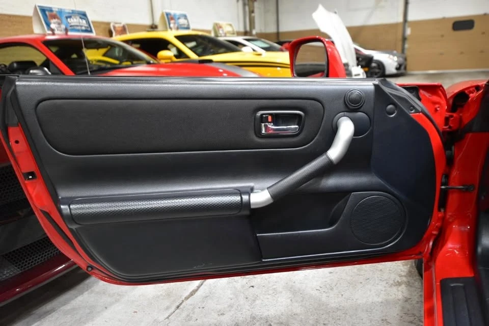 2002 Toyota MR2 Spyder/MR-S - Image 18 of 20