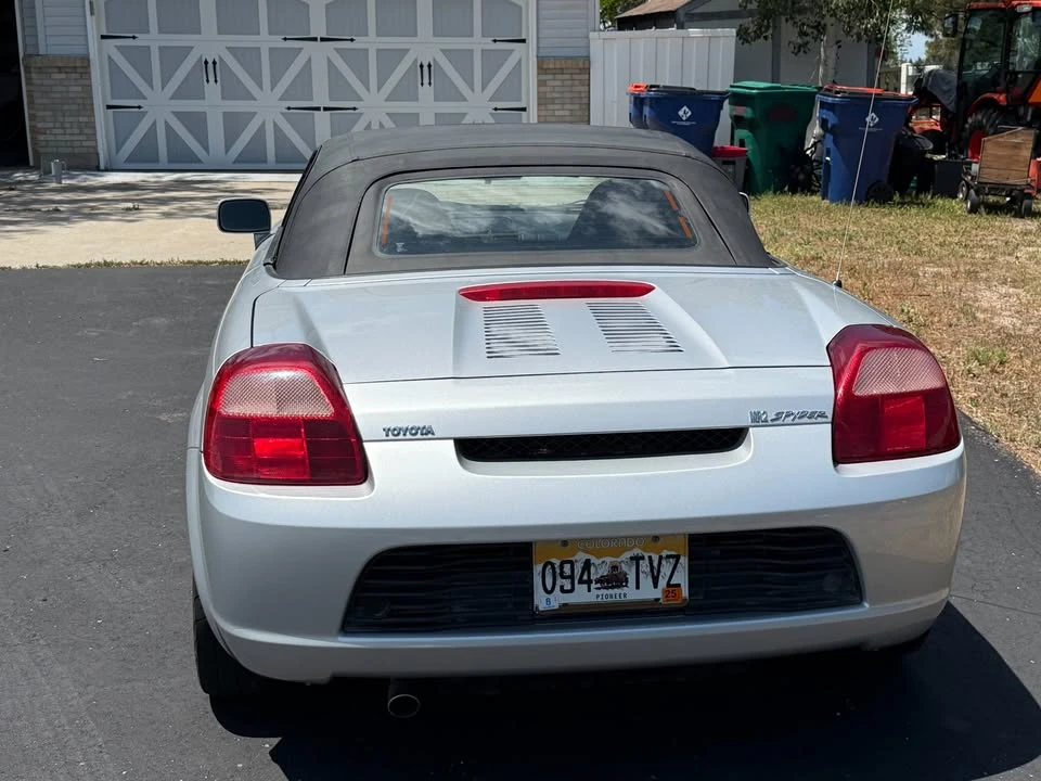 2002 Toyota MR2 Spyder/MR-S - Image 2 of 7