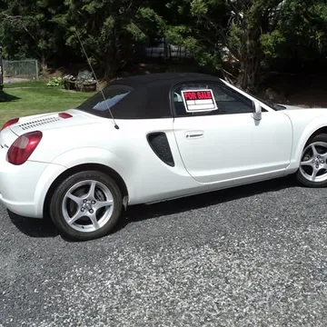 2002 Toyota MR2 Spyder