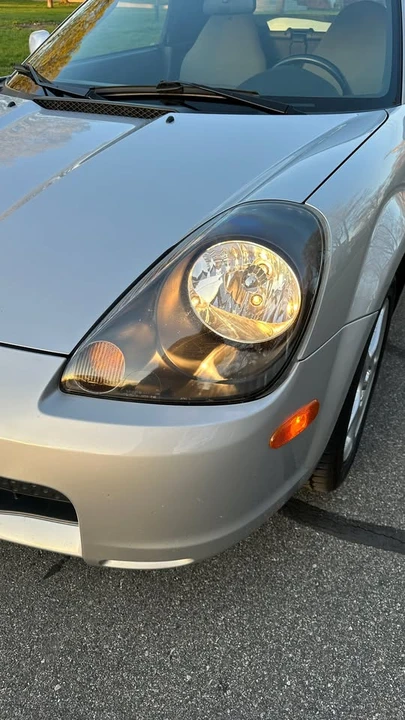 2002 Toyota MR2 Spyder/MR-S - Image 10 of 20