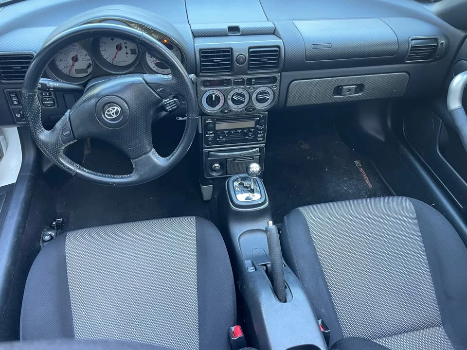 2002 Toyota MR2 Spyder/MR-S - Image 4 of 5