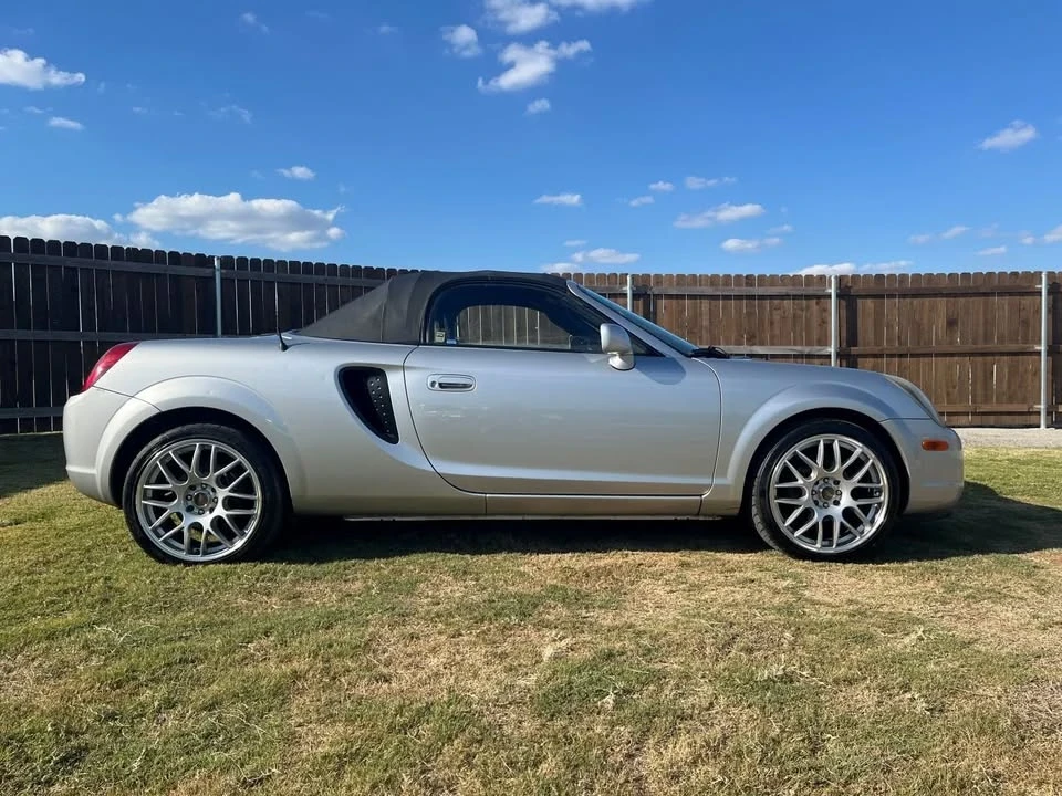 2002 Toyota MR2 Spyder/MR-S - Image 6 of 20
