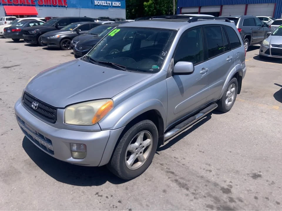 2002 Toyota RAV4 2nd Gen - Image 5 of 7