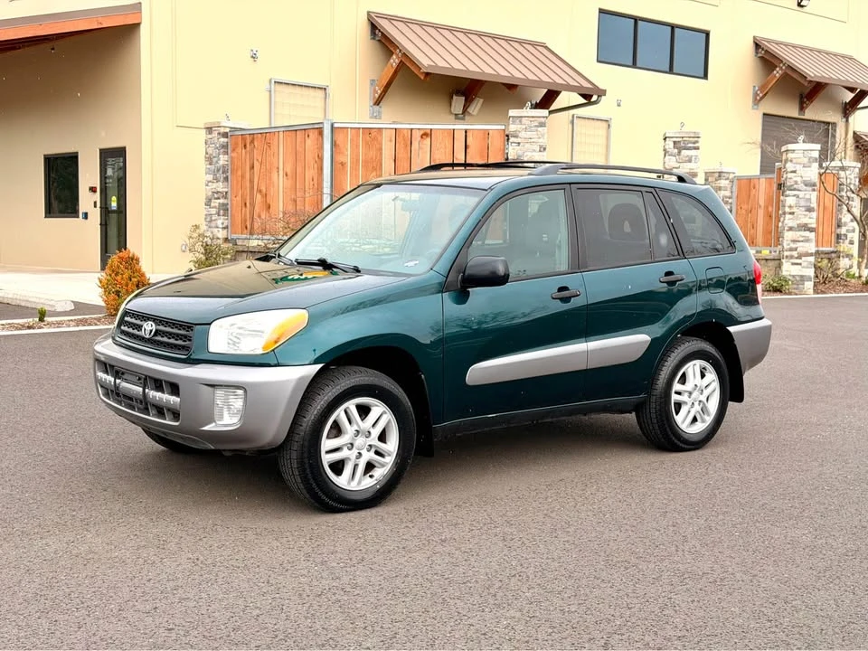 2002 Toyota RAV4 2nd Gen - Image 8 of 18