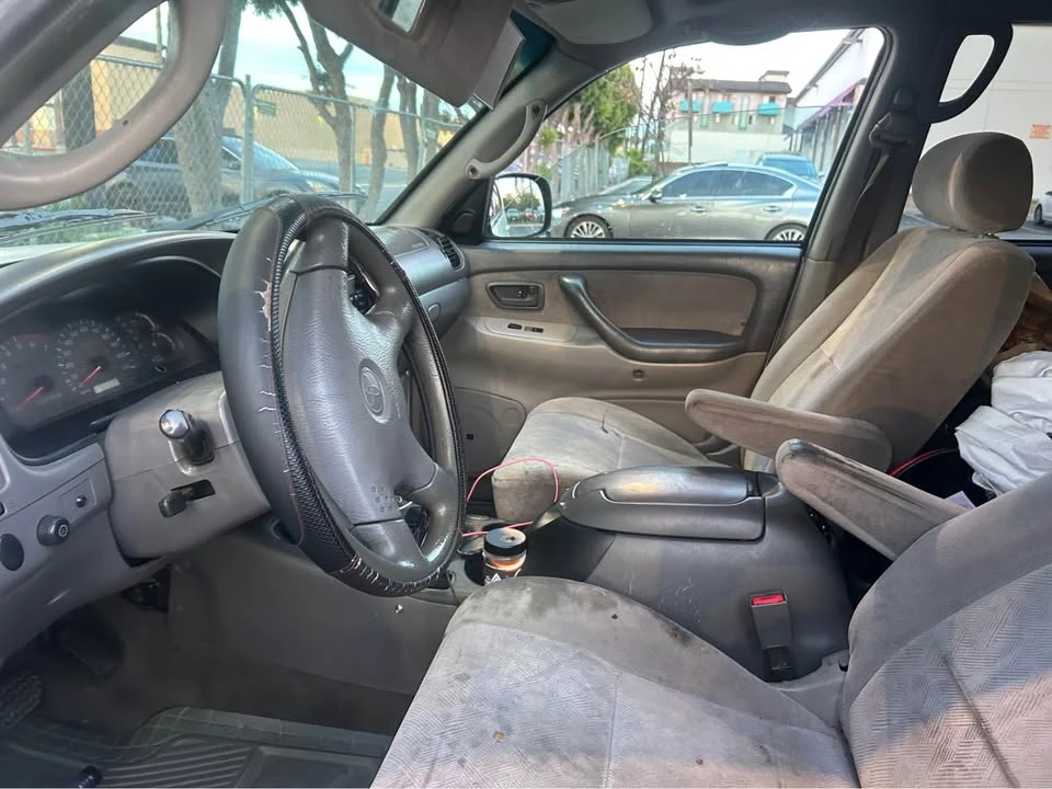 2002 Toyota Sequoia 1st Gen - Image 5 of 10